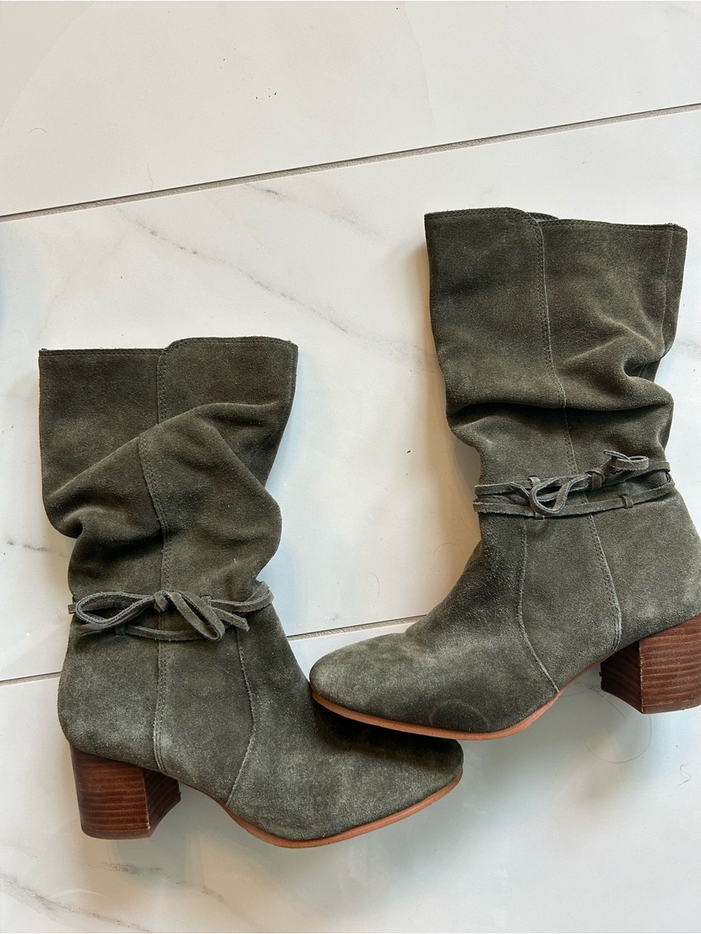 Slouch Suede Mid-Calf Heeled Boots in Olive Green